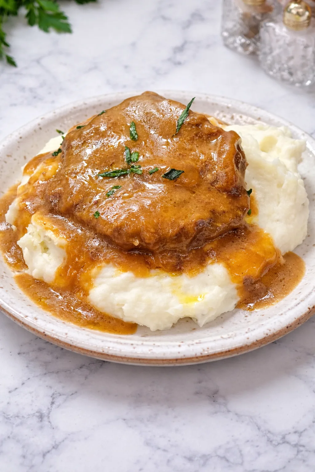 Crockpot Beef & Gravy Over Mashed Potatoes